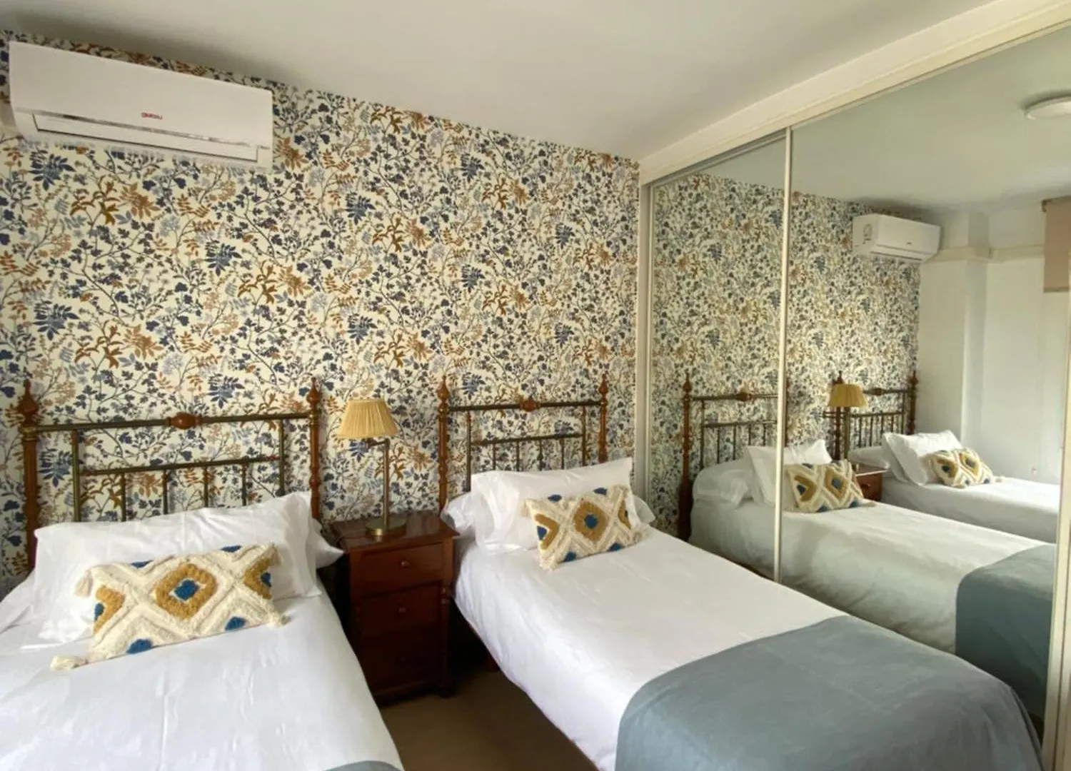 Apartment Girolamar. Apartamento 1ª Linea De Playa Fuengirola