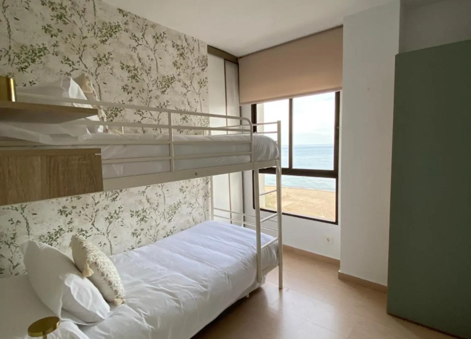 Girolamar. Apartamento 1ª Linea De Playa Fuengirola Spain