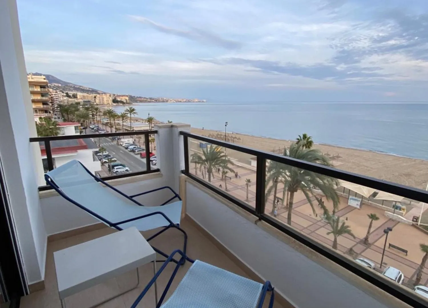 Girolamar. Apartamento 1ª Linea De Playa Fuengirola Spain